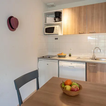 Confort 3 Pers- By Interhome